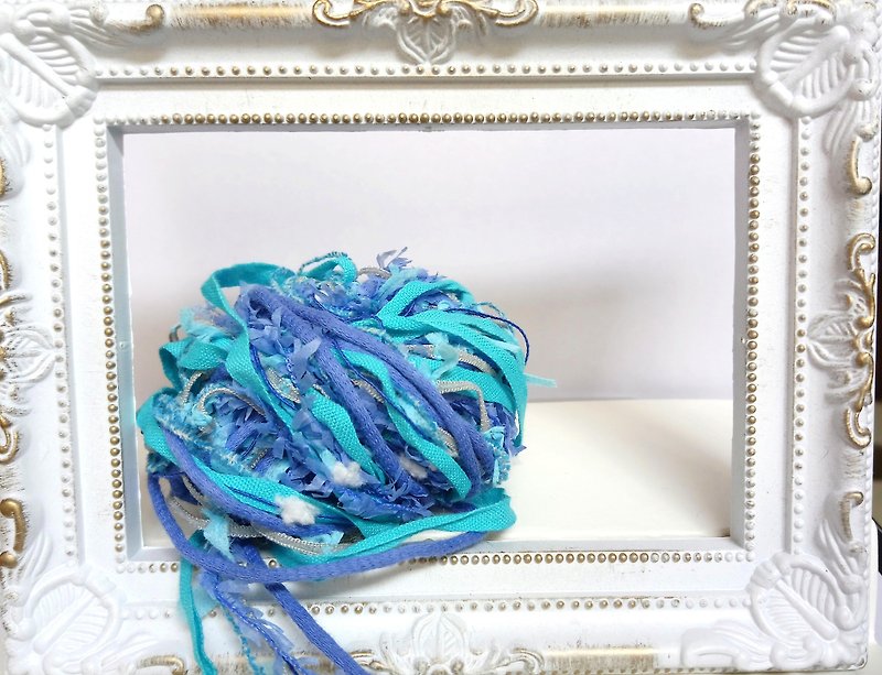 Aligning thread - 編織/刺繡/羊毛氈/縫紉 - 聚酯纖維 藍色