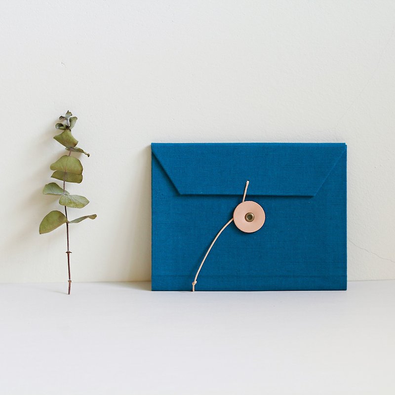 Mini Journal Come with Button and String Closure (Turquoise blue) - สมุดบันทึก/สมุดปฏิทิน - กระดาษ สีน้ำเงิน