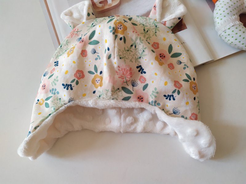 [Shipping within 5 days] Baby ear-covering bear hat: Little flower moon gift flying hat baby hat - Baby Gift Sets - Cotton & Hemp 