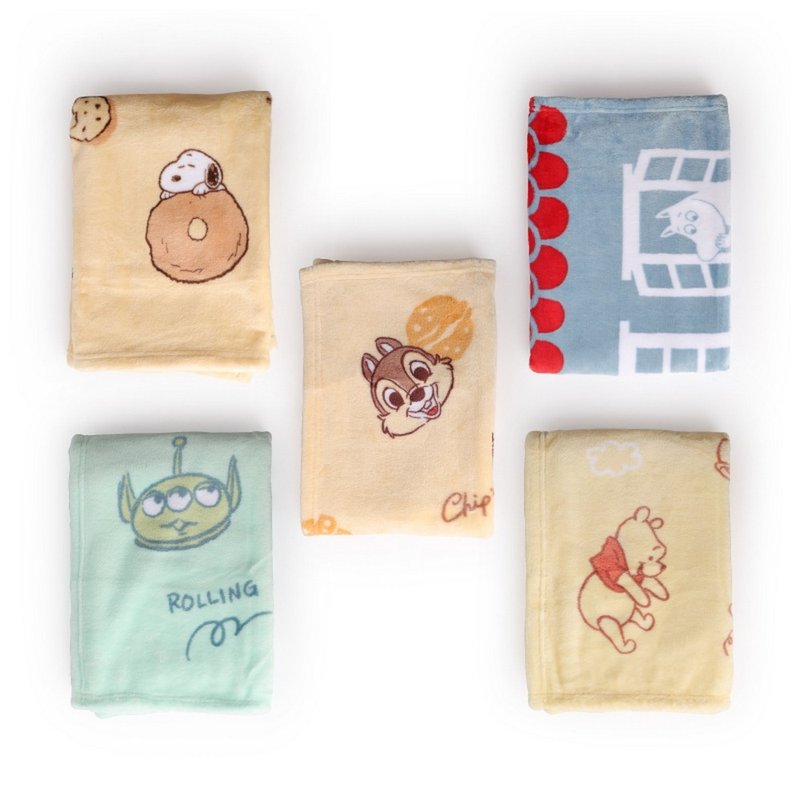 Blanket-Crayon Shin-chan Disney Winnie the Pooh Three-Eyed Chitty Snoopy Lulu Mi Keeps Warm - ผ้าห่ม - เส้นใยสังเคราะห์ หลากหลายสี