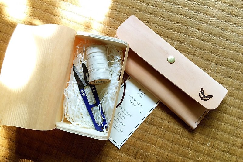 Static beauty classic thick - natural pencil box - กล่องดินสอ/ถุงดินสอ - หนังแท้ สีทอง