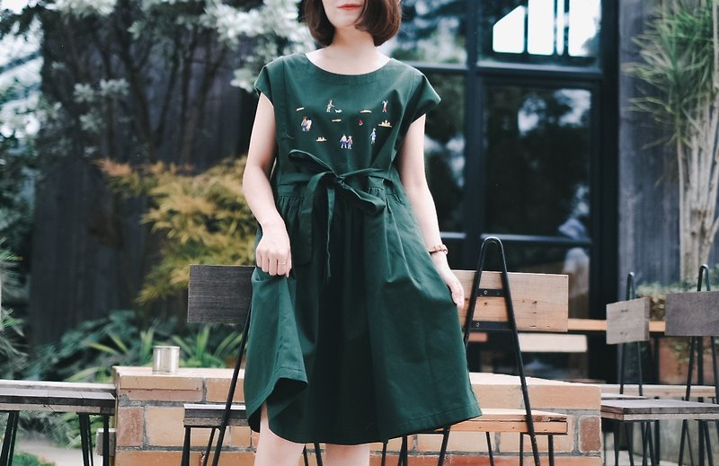 Ribbon Dress : green - ชุดเดรส - ผ้าฝ้าย/ผ้าลินิน สีเขียว