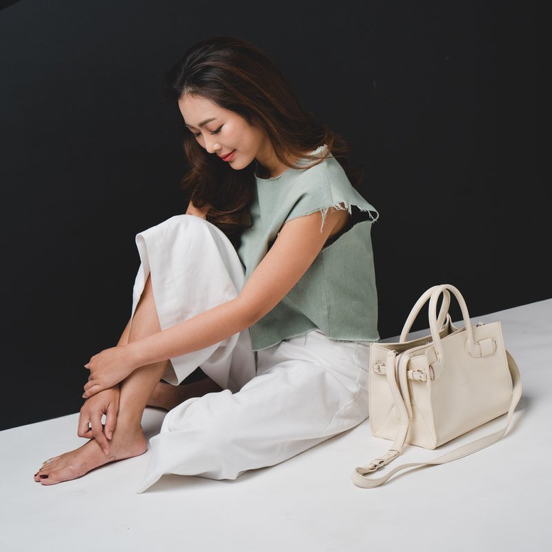 Absolute M Handbag, Cross body bag - 手提包/手提袋 - 真皮 白色