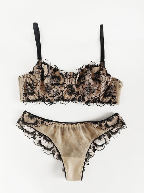 Soft mesh brazilian panties - Floral lace lingerie - Women's sexy