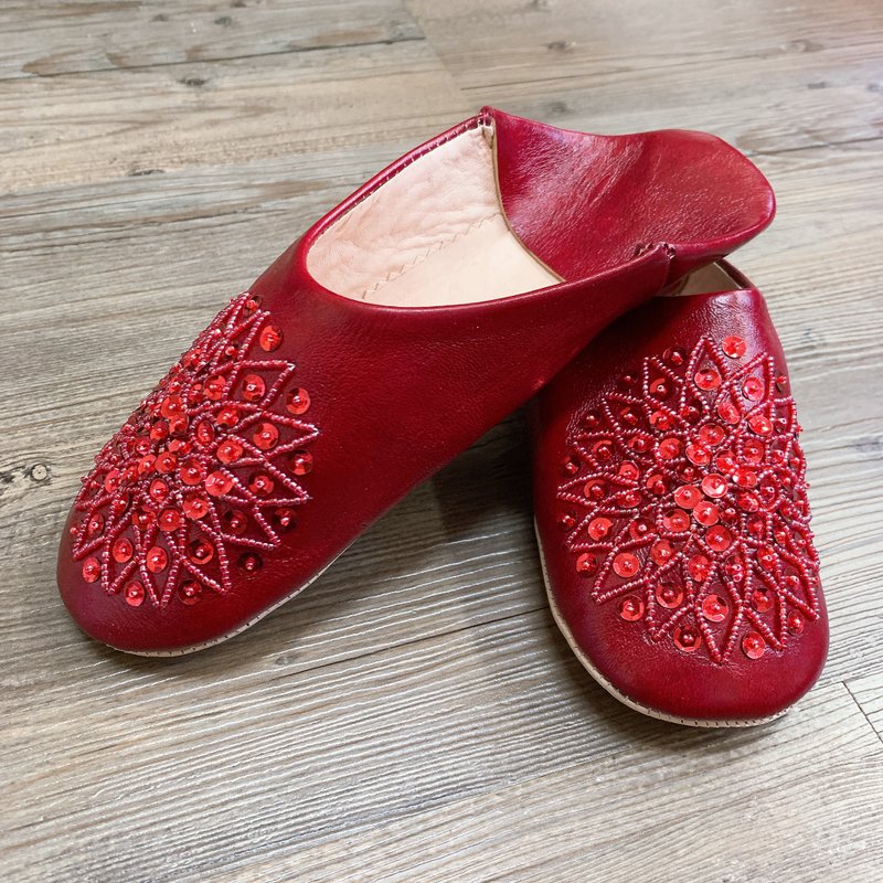 摩洛哥 babouche 室內拖鞋 珠串刺繡 酒紅 - 室內拖鞋 - 真皮 紅色