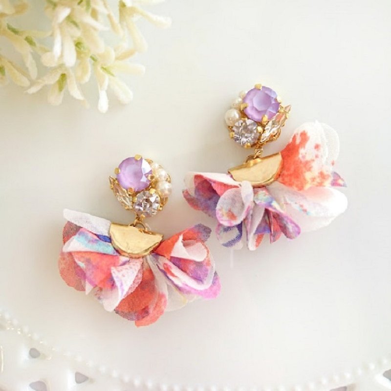 Chiffon flower and bijou Clip-On, earrings (purple) - ต่างหู - โลหะ สีม่วง