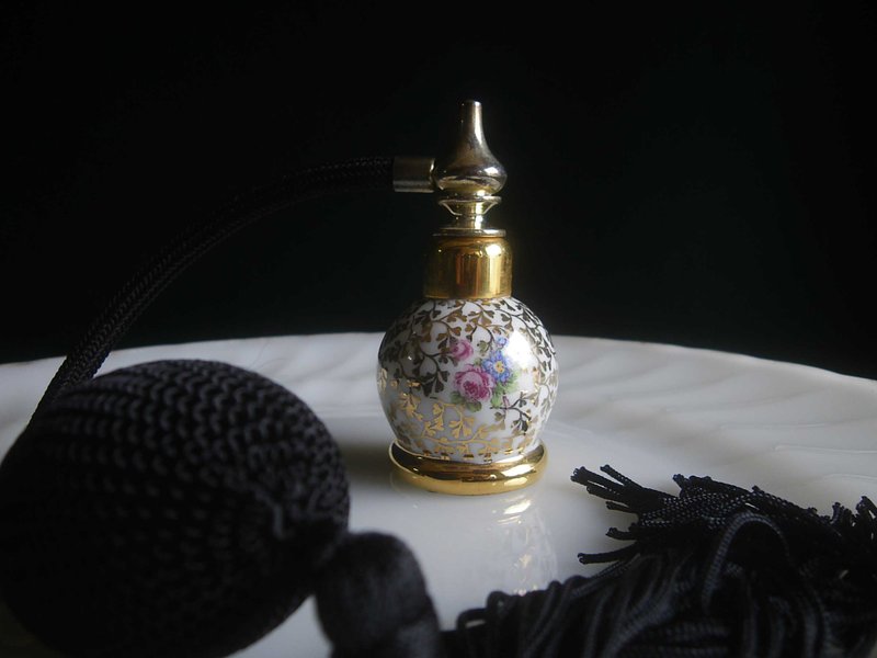 【老時光 OLD-TIME】早期法國製陶瓷香水瓶 - 擺飾/家飾品 - 其他材質 