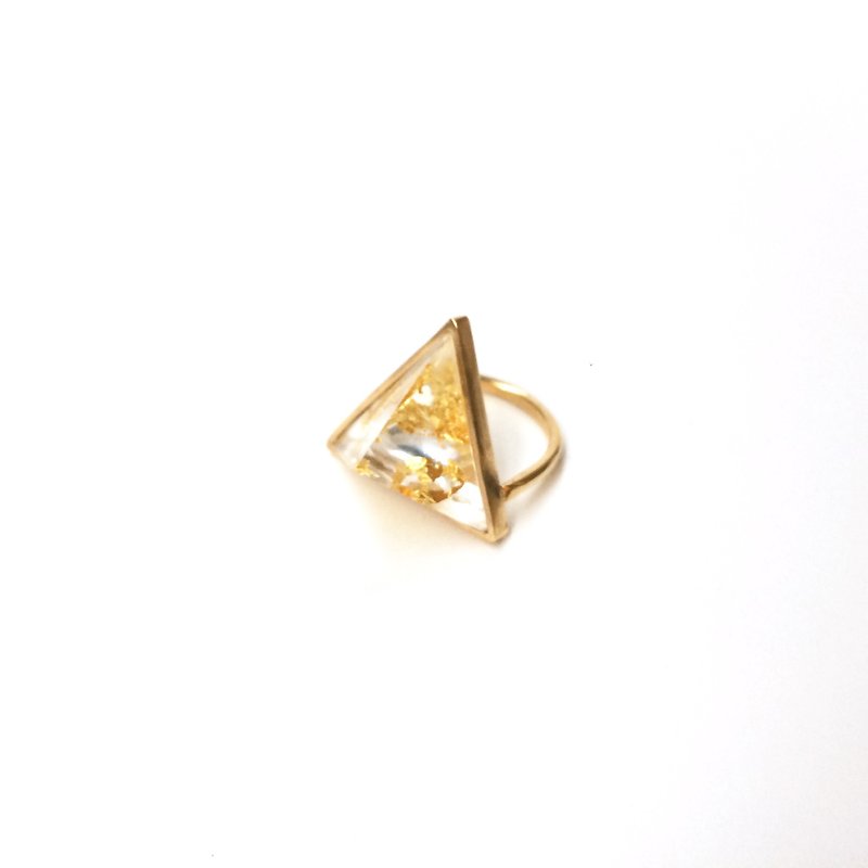 triangle ring gold  leaf - แหวนทั่วไป - เรซิน สีทอง
