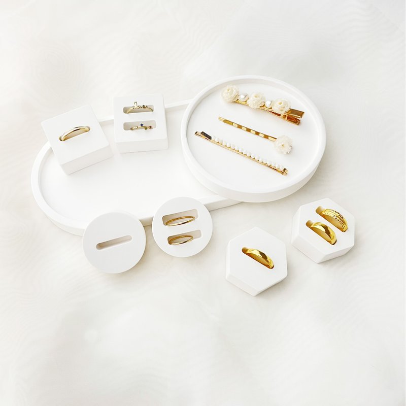 【白石添香】石膏擴香戒指座 #擴香石 #掛飾 #擺飾 #香氛 - 擺飾/家飾品 - 其他材質 白色