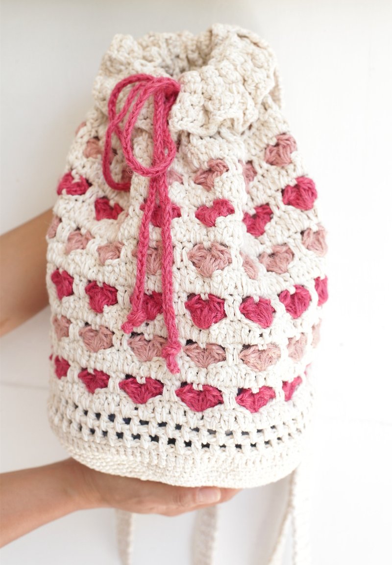 【好日手作】Handmade。手工編織。夏日 BOHO 愛心編織後背包 - 側背包/斜孭袋 - 棉．麻 粉紅色