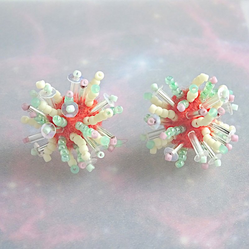 pierced earrings　Planet Earring - ต่างหู - งานปัก สีแดง