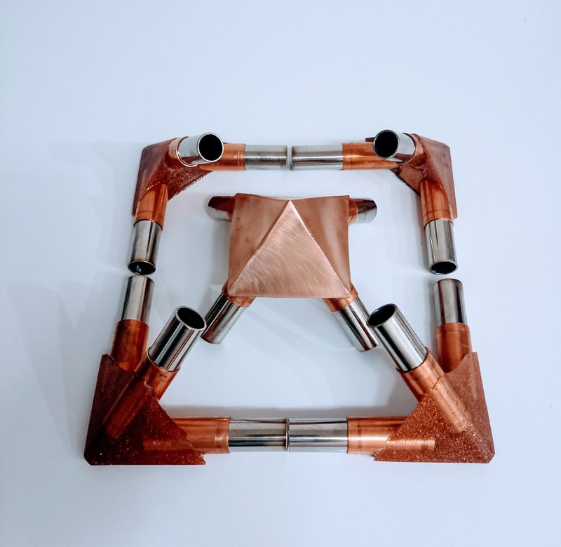 Set of copper connectors for the pyramid of healing. For 7/8 inch pipes - อื่นๆ - โลหะ สีนำ้ตาล