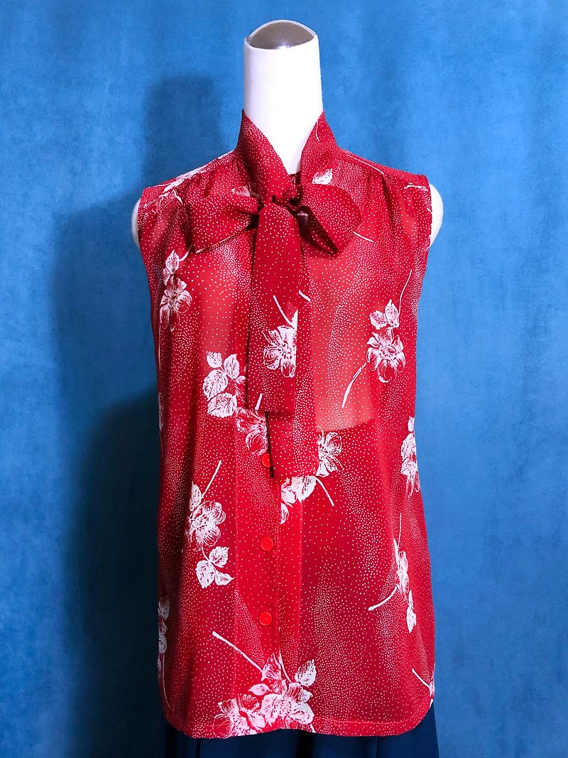 Flower little bow tie sleeveless vintage shirt / bring back VINTAGE abroad - เสื้อเชิ้ตผู้หญิง - เส้นใยสังเคราะห์ สีแดง