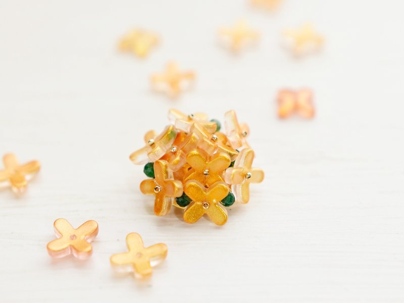【 ブローチ 】金木犀の花束 ・ オレンジ 秋 お花 - 胸針 - 玻璃 橘色