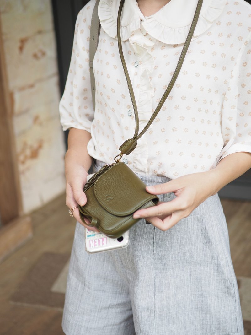 Muffin (Matcha) : Mini wallet, Neck bag, Olive-green, Tiny pocket, Cow leather - 錢包/皮夾/長短夾 - 真皮 綠色