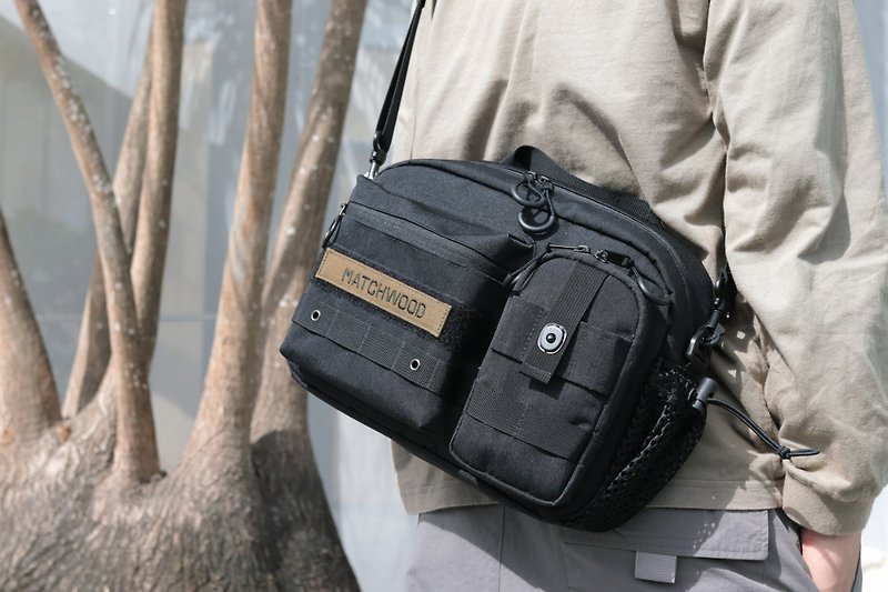 防水 Chaser Shoulder Bag 多功能 高收納 隨身包 小包 側背 - 側背包/斜背包 - 防水材質 黑色