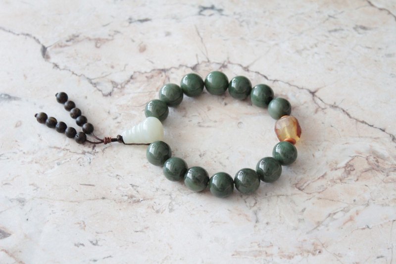 Journal-縈半夏 新疆和闐玉(和田碧玉籽料)稀有貓眼x金藥琥珀手串 - 手鍊/手環 - 寶石 