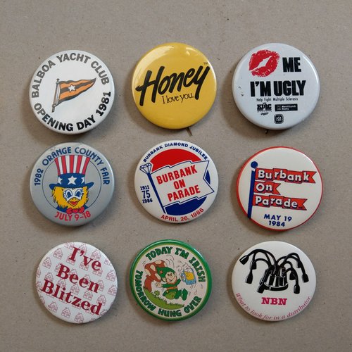 American Badge | A variety of commemorative antique badge pins in classic  American style