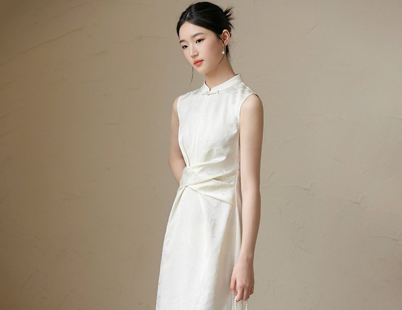 新中式 改良提花旗袍收腰顯瘦中國風洋裝 - 連身裙 - 絲．絹 白色