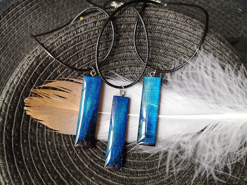 Starry Sky Long Wood Necklace-Blue Necklace Handmade Wooden Leather Cord - Necklaces - Wood Blue