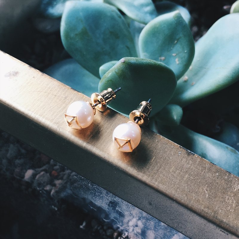 GD CLASSIC- pearl earrings. Stone semantics - Precious - Earrings & Clip-ons - Gemstone 