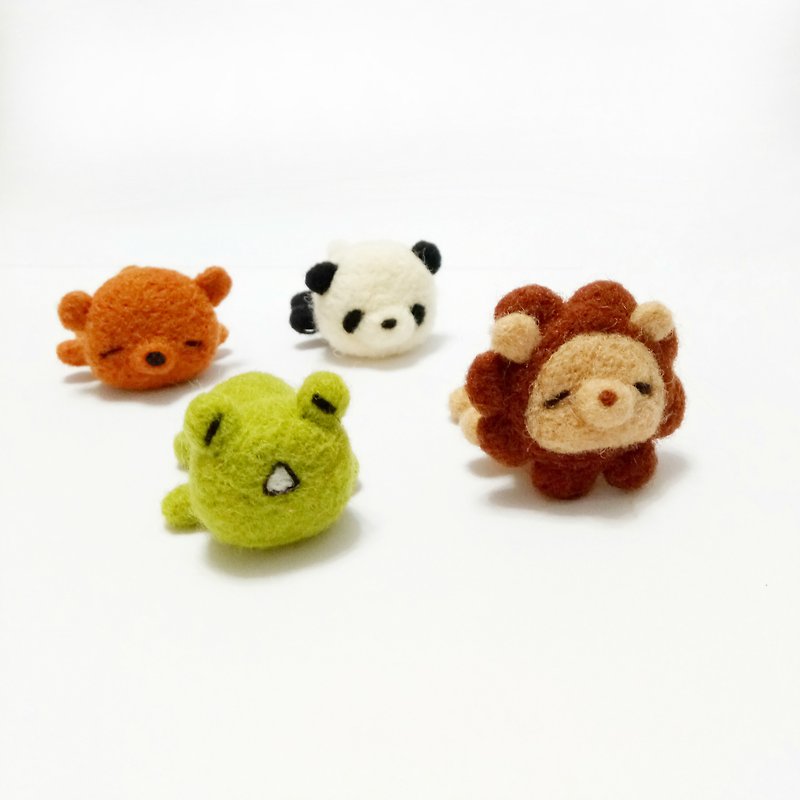 Tired Party Series 3 Brown bear, lion, frog, panda-wool felt key ring, pendant, ornaments - Keychains - Wool Multicolor