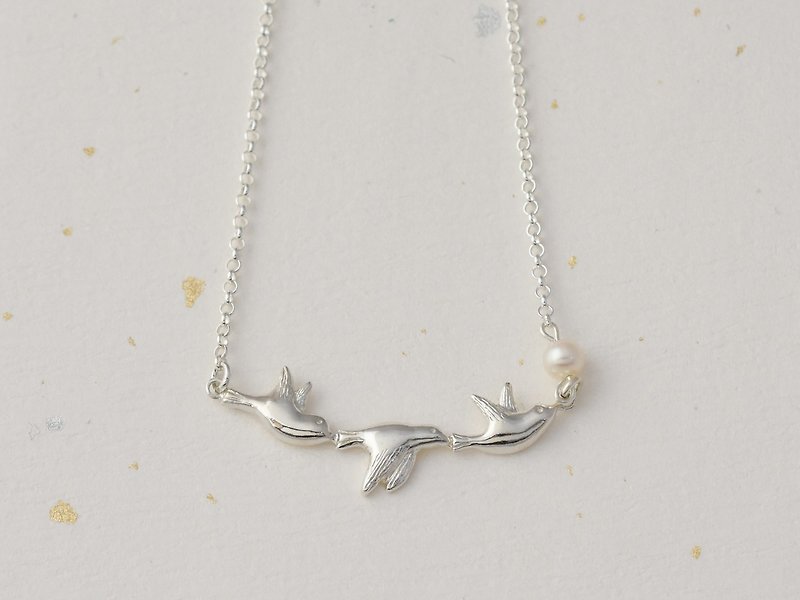 Happy Blue Bird | Pearl Necklace 925 Sterling Silver Fine Necklace Clavicle Chain Lover Gift Handmade Silver Jewelry - Necklaces - Sterling Silver Silver