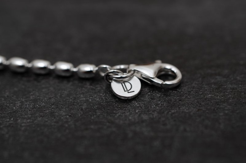 Granular sterling silver bracelet - สร้อยข้อมือ - เงินแท้ สีเงิน