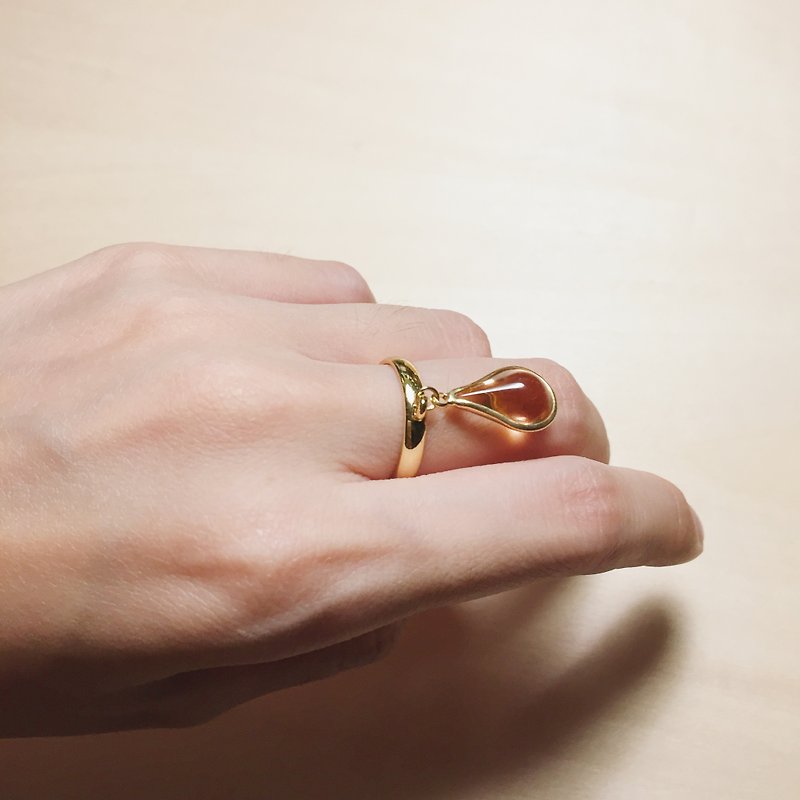 Vintage gold-rimmed nude orange drop ring - แหวนทั่วไป - แก้ว สีส้ม