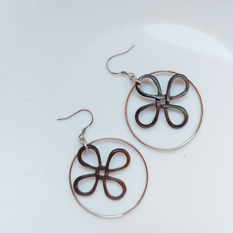 s925 sterling silver natural black shell earrings | handmade custom bracelet necklace earrings accessories - Earrings & Clip-ons - Crystal 