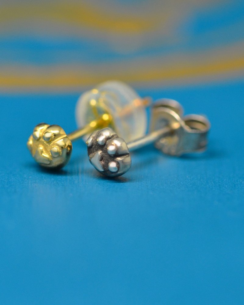 立体肉球ピアス-小/silver925,k18    1本価格 - ピアス・イヤリング - 金属 ゴールド