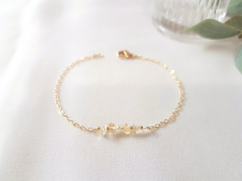 Higurashi‧ Citrine Pearl Thin Bracelet - Bracelets - Crystal Yellow