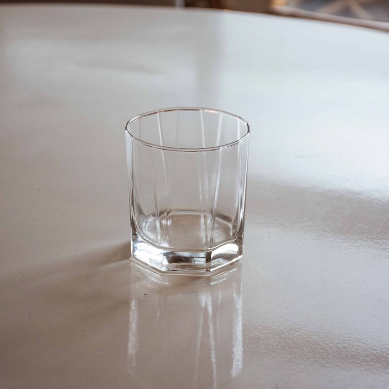 Constellation SECLUSION OF SAGE / geometric eight-angle minimalist whiskey cup - ถ้วย - แก้ว สีใส