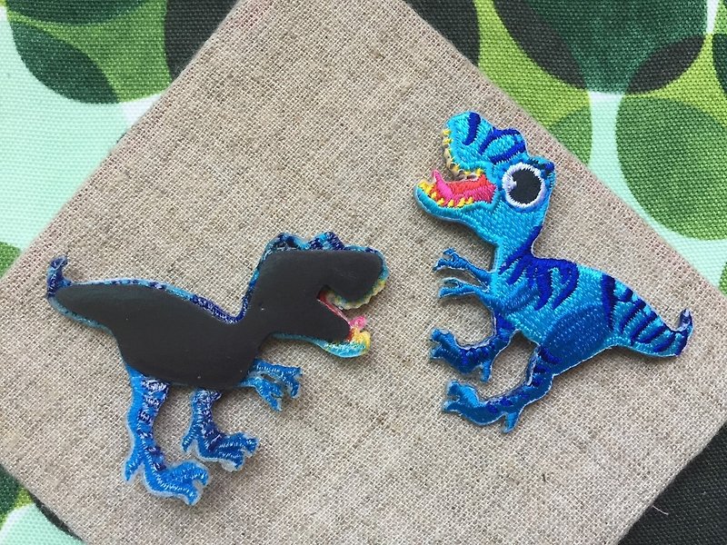 Cloth Embroidery Magnet - Dinosaur Resurrection Series Baoge (single) - Magnets - Thread 