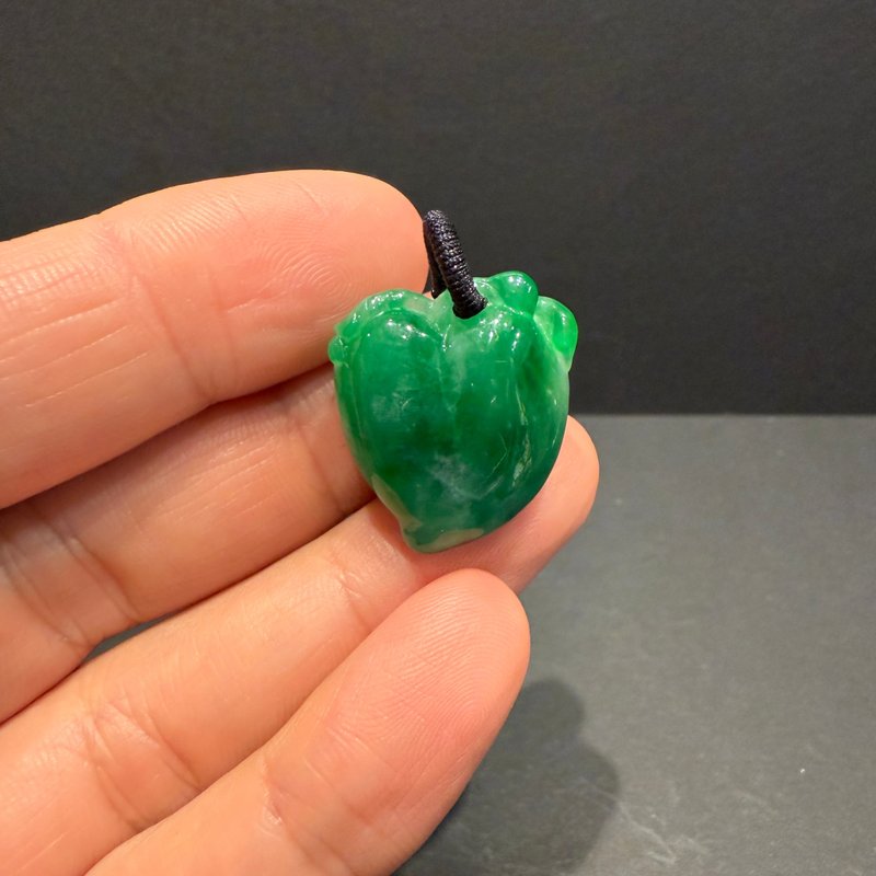 Hanyue Jewelry Natural Burmese Jadeite Old Pit Green Peach Old Seed Material Striking Green Plump Peach Old Pit - อื่นๆ - หยก 
