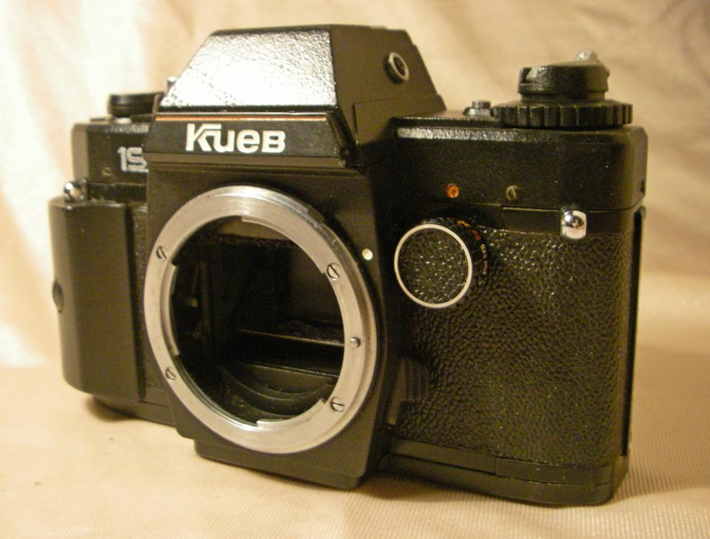 Arsenal KIEV-19M camera 35mm film BODY Soviet Nikon F lens mount Ukraine AS-IS - 相機/拍立得/底片相機 - 其他材質 黑色