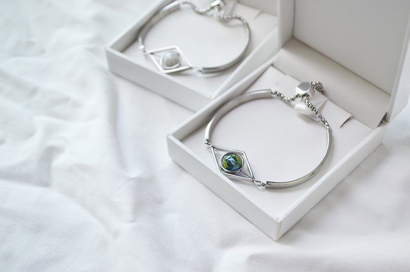 Christmas Gift Pack earth bracelet moon bracelet - สร้อยข้อมือ - สแตนเลส สีเงิน