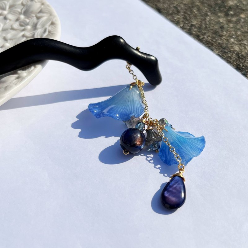 【Ruosang】|The Realm of the Sky|Blue Poppy. Starry sky hairpin/ebony hairpin/hairpin - Hair Accessories - Resin Blue