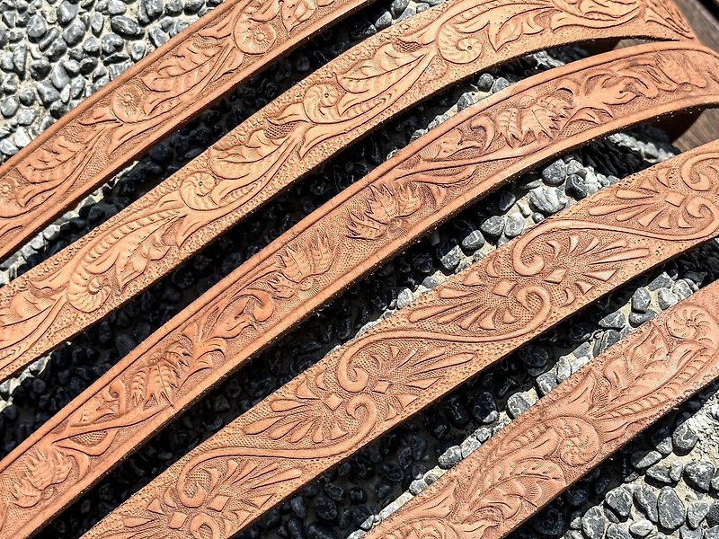 Manzoku | Can be customized | Handmade leather carving | Japanese arabesque pattern carving | Belt | - เข็มขัด - หนังแท้ 