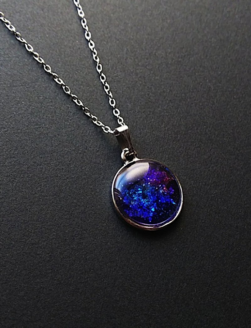 Gibeon Meteorite Galaxy Necklace Stainless Steel - สร้อยคอ - หิน หลากหลายสี