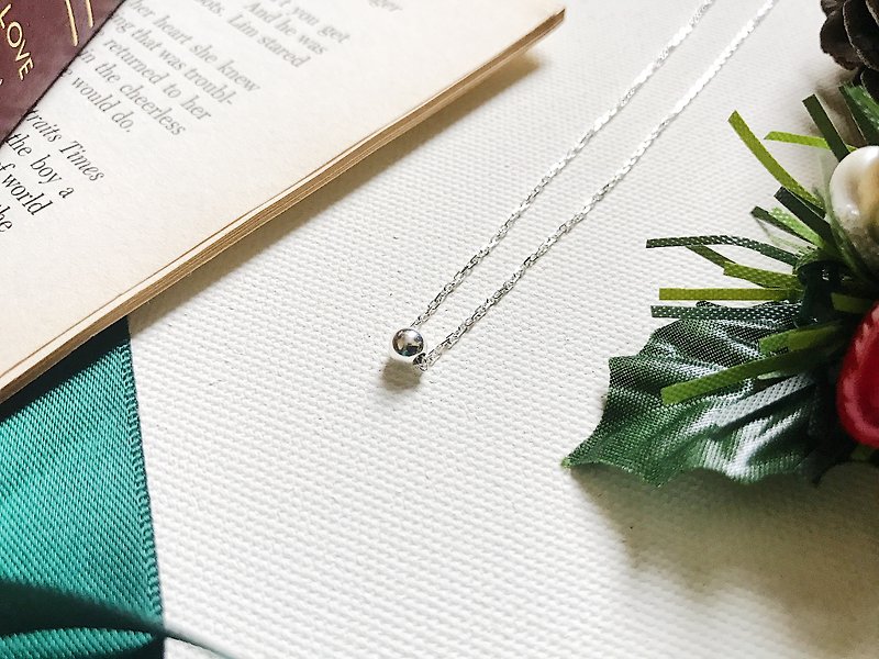 ::Silver Christmas :: Single Silver Ball Secret Necklace (2.0) - Necklaces - Sterling Silver 