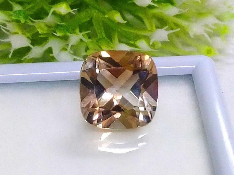 11 x 11 mm ฺ Genuine topaz imperial unheated - 其他 - 寶石 金色