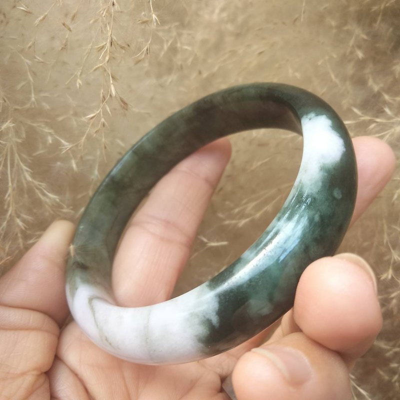 Burmese Jade Bangle Light Green Natural Texture Jadeite Type A Inner Size 50 mm - Bracelets - Jade Green
