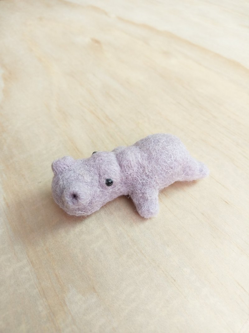 家庭での防疫の良き相棒-Hippo - 人形・フィギュア - ウール グレー