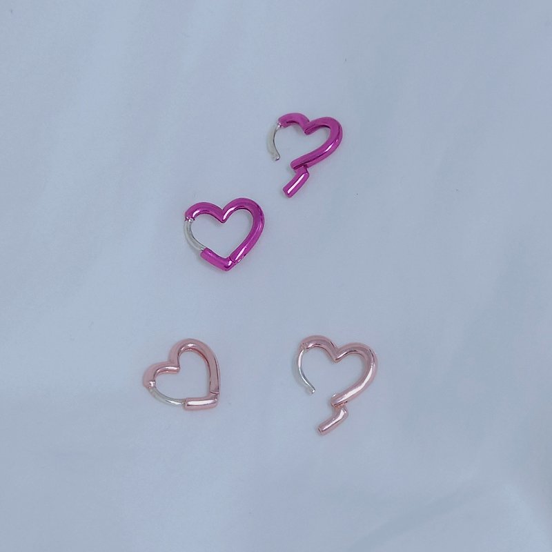 925 Silver heart color one-touch earring C.E 305 - 耳環/耳夾 - 其他金屬 銀色