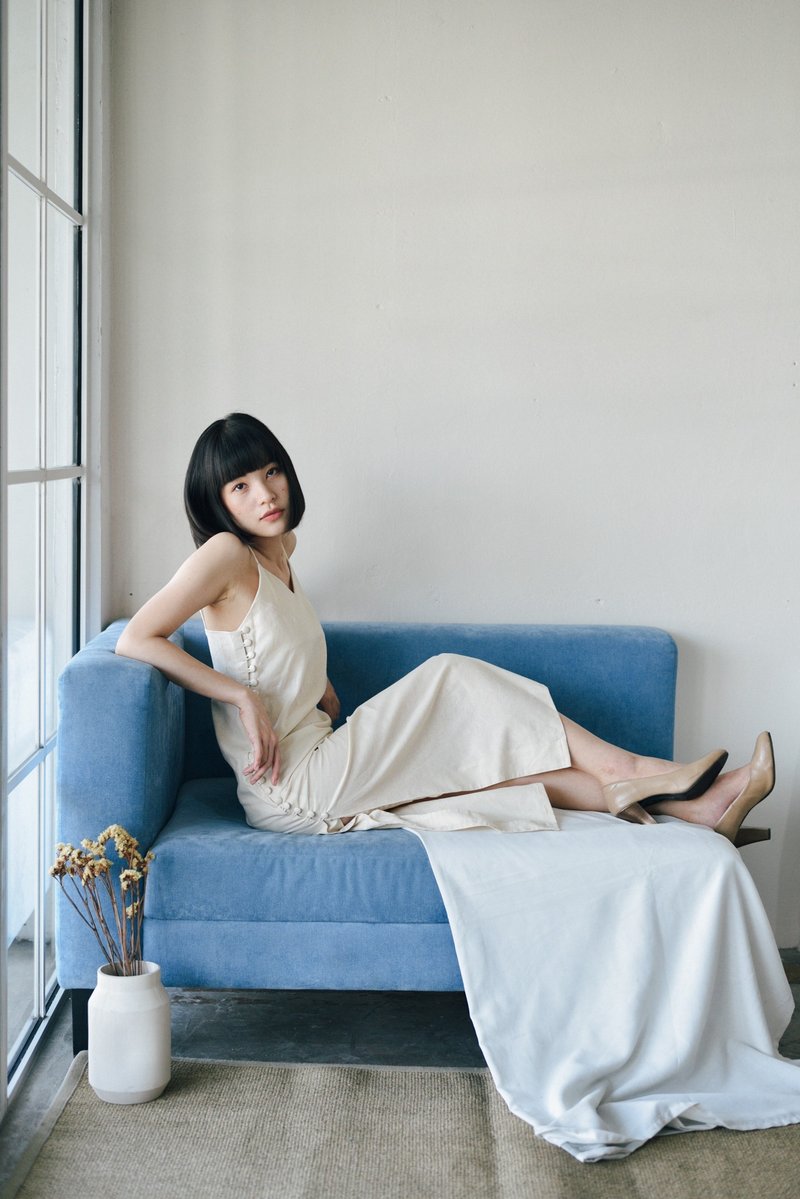 LINEN LONG DRESS- CREAM COLOR - ชุดเดรส - ผ้าฝ้าย/ผ้าลินิน สีกากี