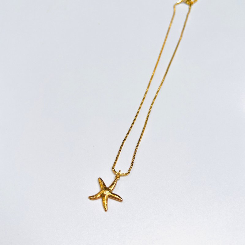 Necklace Starfish • 18k Gold Chain Pendant • Gold Starfish Pendant - 項鍊 - 不鏽鋼 金色
