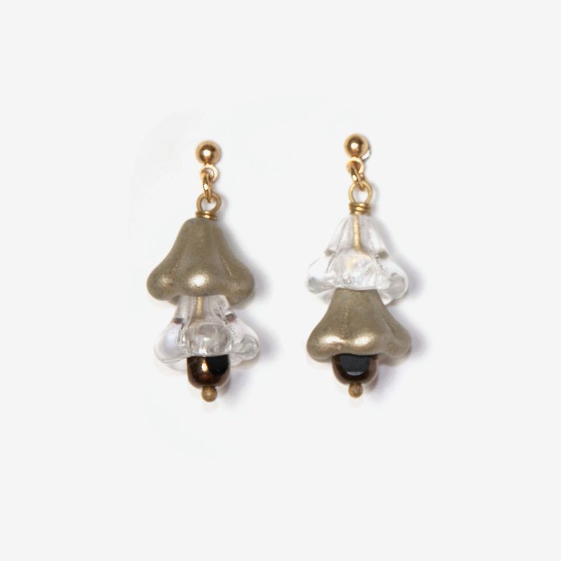 Gold Tree Earrings, post earrings, clip-on earrings - ต่างหู - โลหะ สีทอง
