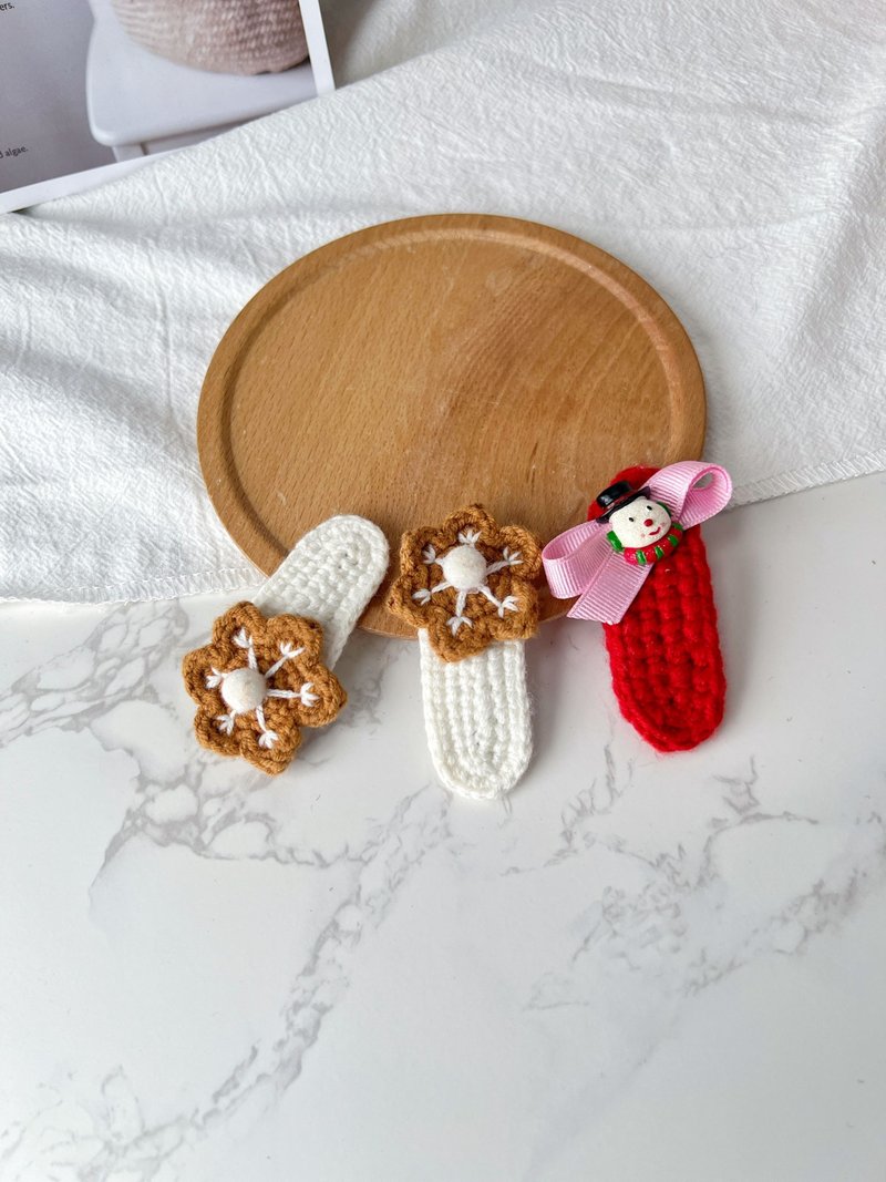 [Bunny Belle] Christmas decoration ~ snowflake hair clip/bang clip/hair band/hair tie - Hair Accessories - Cotton & Hemp White