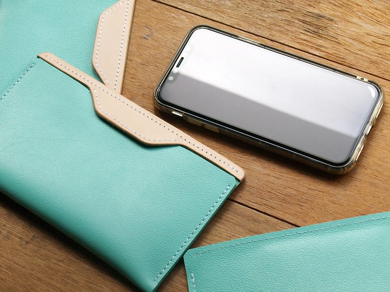 Leather Phone Case for iPhone 15 / 15 Pro ( Custom Name ) - Tiffany Blue - เคส/ซองมือถือ - หนังแท้ สีเขียว